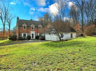 552 Hillside Ave, Naugatuck, CT 06770