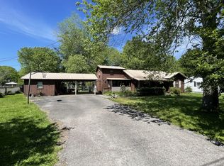 211 Lee St, Tullahoma, TN 37388