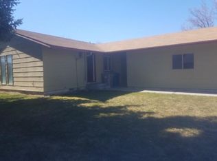 9119 Austin St, Garden City, ID 83714