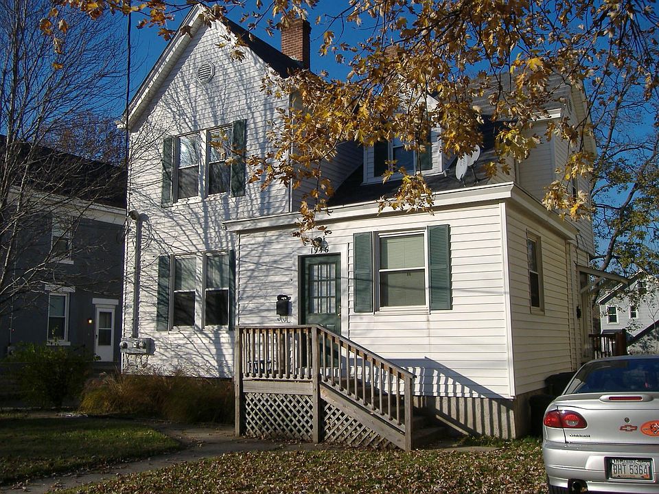 2 bedroom apt on second floor