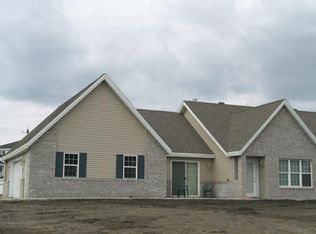 3756 Shady Ln, Grand Forks, ND 58201