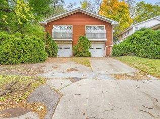 708 Medford Dr, Rockford, IL 61107