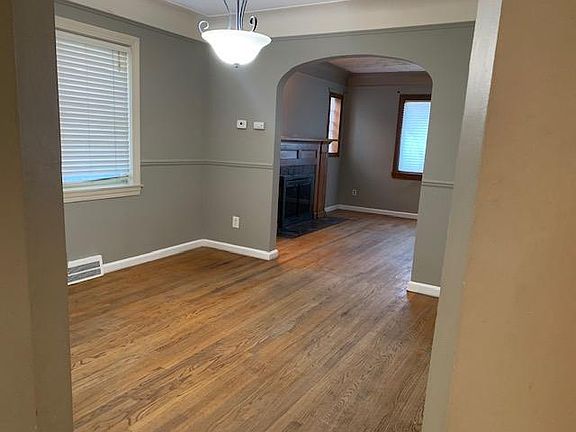 4th image of 12753 Catalpa St