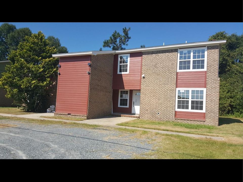 943 Valley Rd Apartment Building