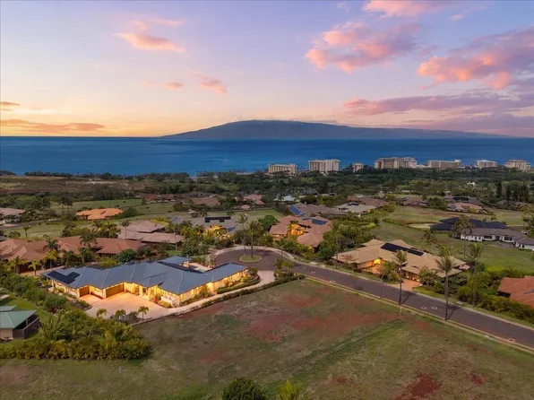 995 Anapuni Pl, Lahaina, HI 96761