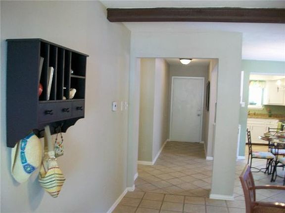 4th image of 1502 Sagebrush Dr