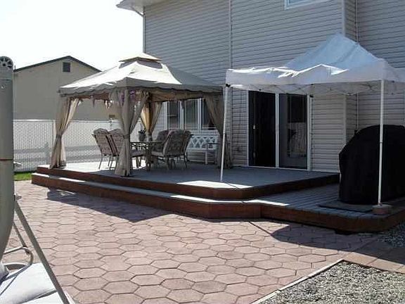 2nd image of 1213 Shannon Dr