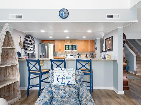 5th image of 478 Sea Cloud Cir
