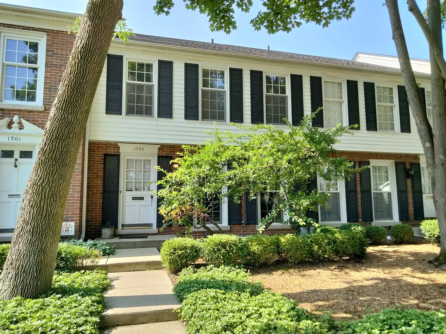 1505 Walters Ave photo 1