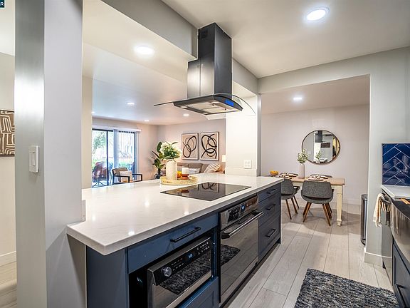 5th image of 440 N Civic Dr APT 201