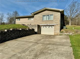 5331 Charleston Rd, Ripley, WV 25271