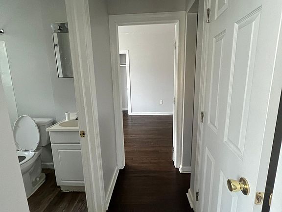 3rd image of 5801 N 16th St #1