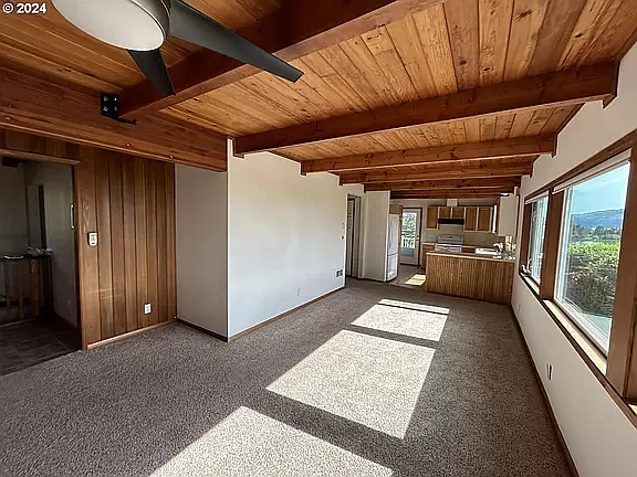 6165 Tillamook Ave — Photo 5