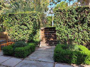 807 N Las Palmas Ave #8, Los Angeles, CA 90038