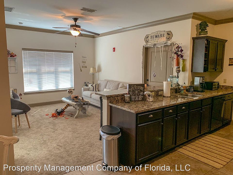 1st image of 1128 SW 6th Ave #11465312
