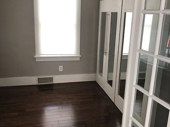 5th image of 4910 Mayberry St