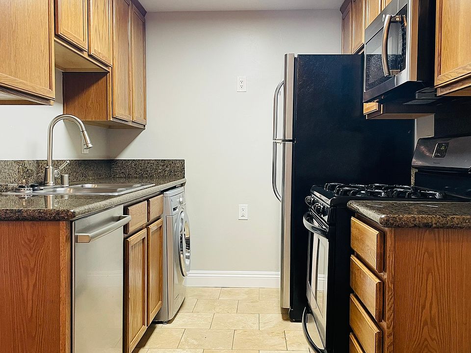 1st image of 4224 Florida St APT 2