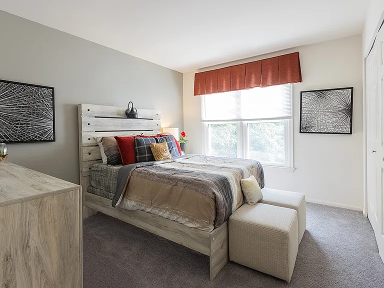 Meadows Apartments — Photo 17