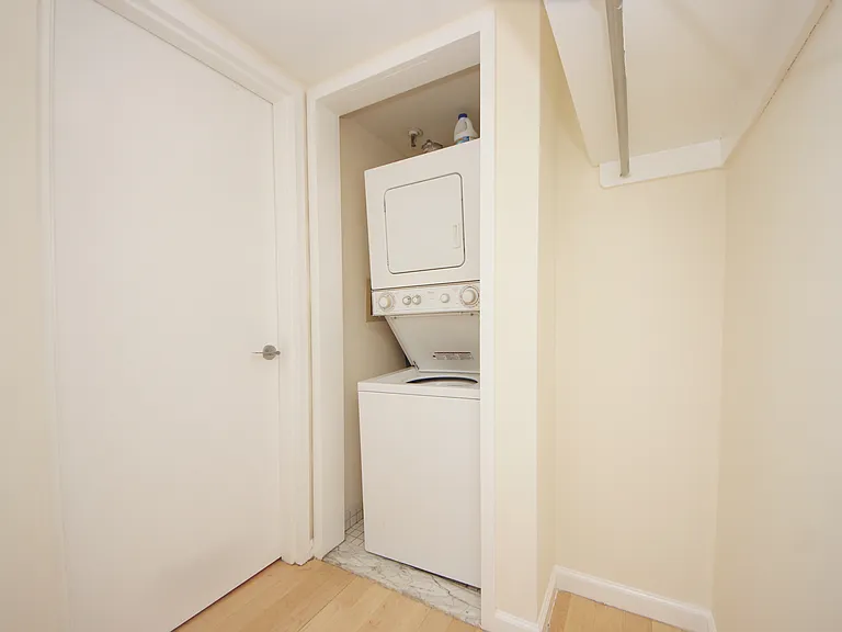 25 Forest St #7G — Photo 14
