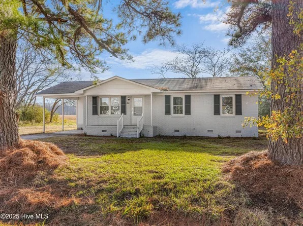 2685 Railroad Street, Farmville, NC 27828