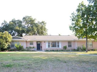 618 Jackson Keller Rd, San Antonio, TX 78216