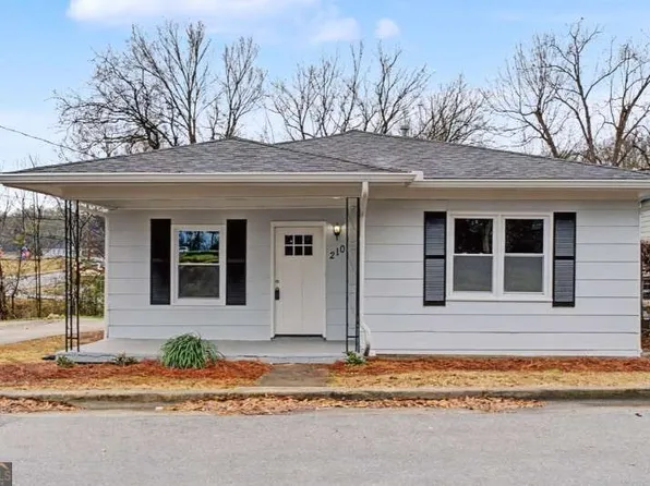 210 Merritts Ave, Cedartown, GA 30125