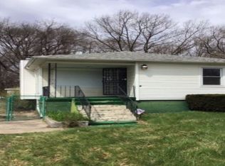 2206 Noble St, Gary, IN 46404