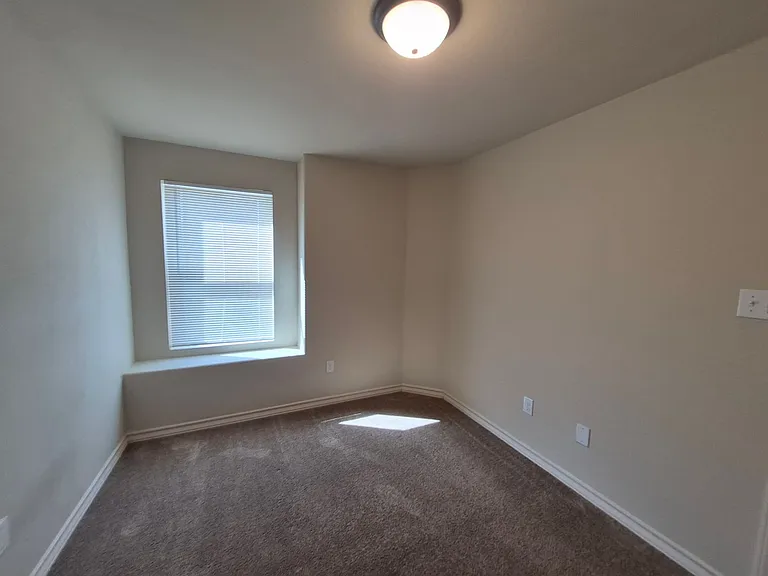 7026 Lakeview Dr #101 — Photo 17