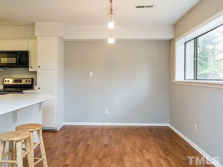 614 Pine Ridge Pl — Photo 11