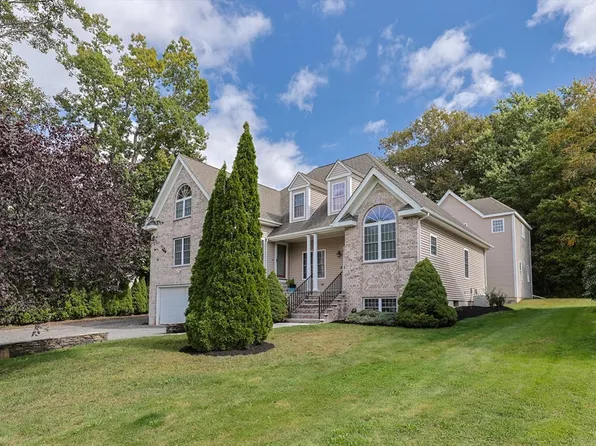 9 Hillside Ave, Milford, MA 01757