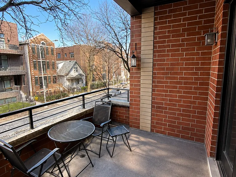 1937 W Diversey Pkwy #2E — Photo 11