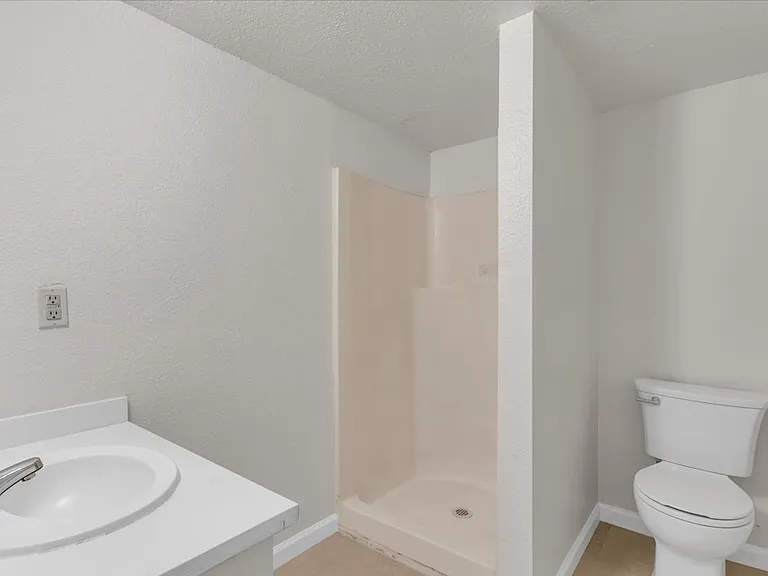 8922 I Ave #3 — Photo 9