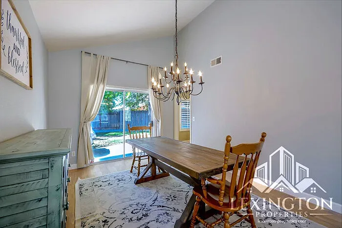 5941 Laguna Park Dr — Photo 15