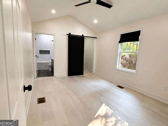 5th image of 2363 Hi Roc Cir NE