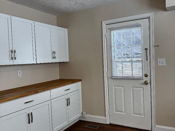5th image of 616 Boone Ave