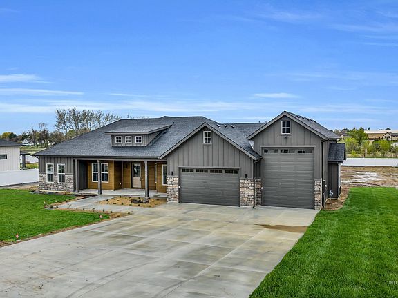 2nd image of 24871 Ardmore Ct