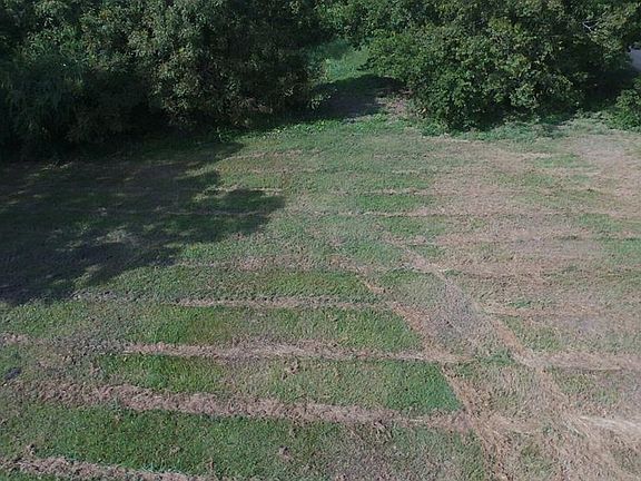 4th image of 2104 Marshall St Lot 1B