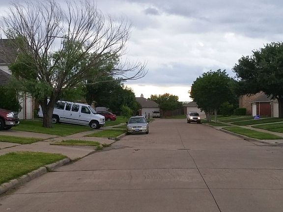 4th image of 2410 Garden Creek Dr
