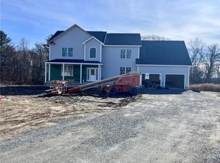 15 Emerald Ln, Norwich, CT 06360