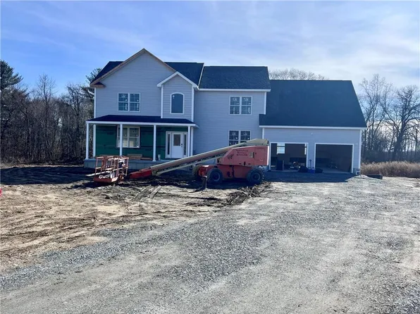 15 Emerald Lane, Norwich, CT 06360