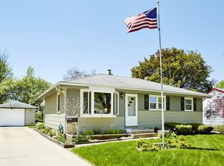 5411 N 82nd Ct, Milwaukee, WI