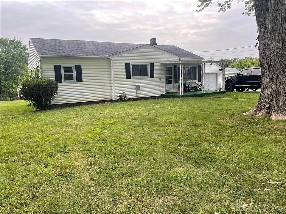 2nd image of 8745 Clearcreek Franklin Rd