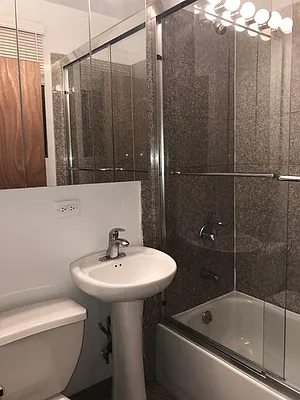 Rented by Sky Management | media 50