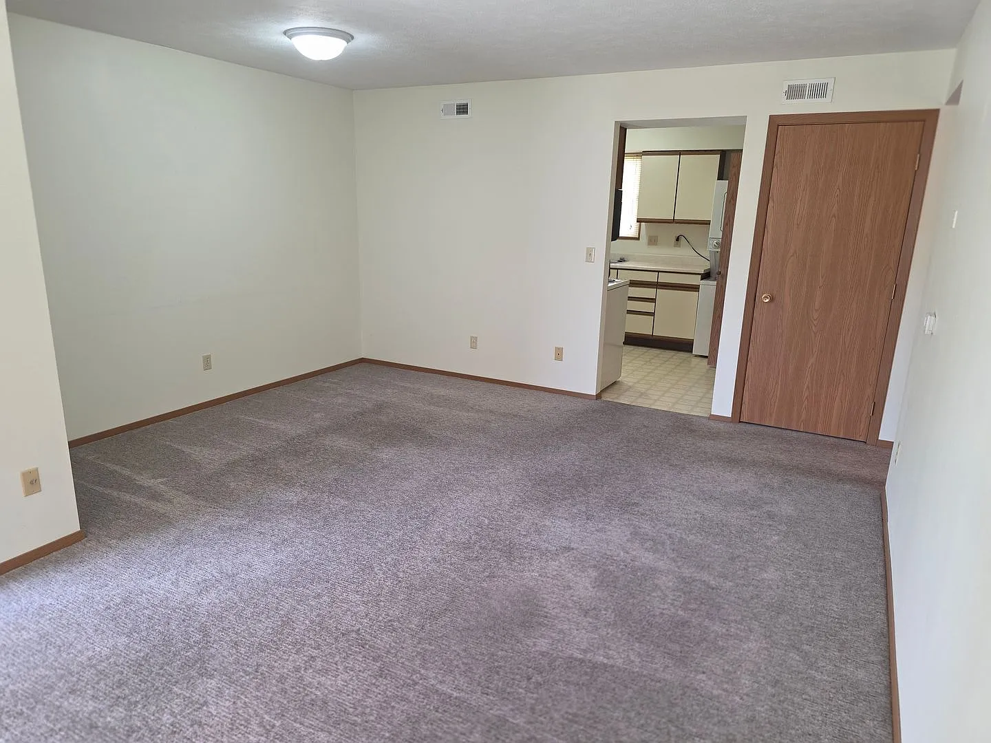 Easy living starts here, updated, convenient, and ready for you. — Photo 3