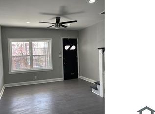 1929 W Pacific St, Philadelphia, PA 19140