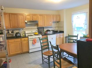 20 Thorpe St #3, Somerville, MA 02143