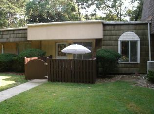 261 Sagamore Hills Dr, Port Jefferson Station, NY 11776