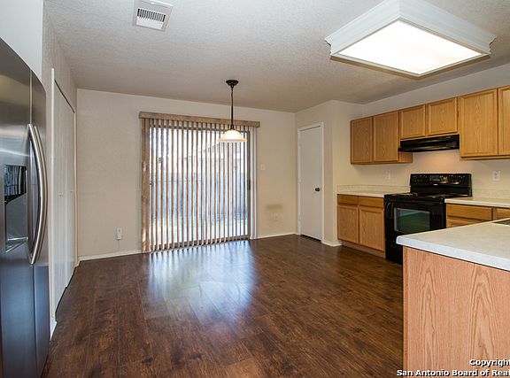 5th image of 6530 Benwood Crst