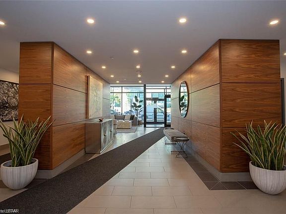 4th image of 505 Talbot St #2104