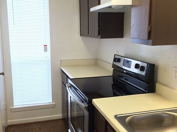 5th image of 3614 Choctaw St #3614CH-A